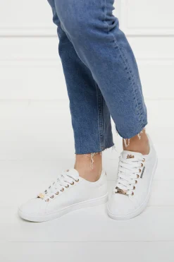 Chelsea Court Trainer