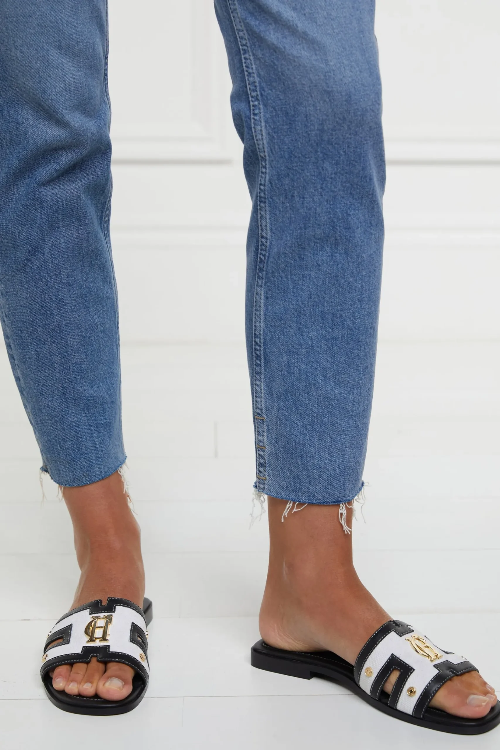 Monogram Slides